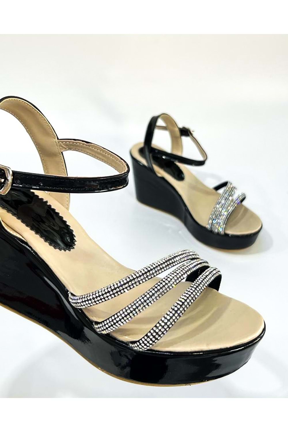 Bulutmod BA04099 Siyah Kadın Üç Taşlı Abiye Günlük Dolgu Topuklu Ayakkabı - SİYAH - 37