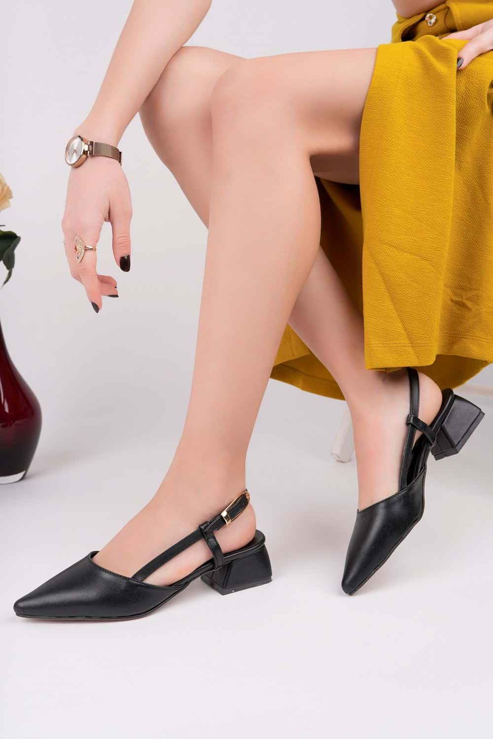 BulutMod BA04490 Siyah Kadın Tokalı Kısa Klasik 3 Cm Topuklu Ayakkabı.42