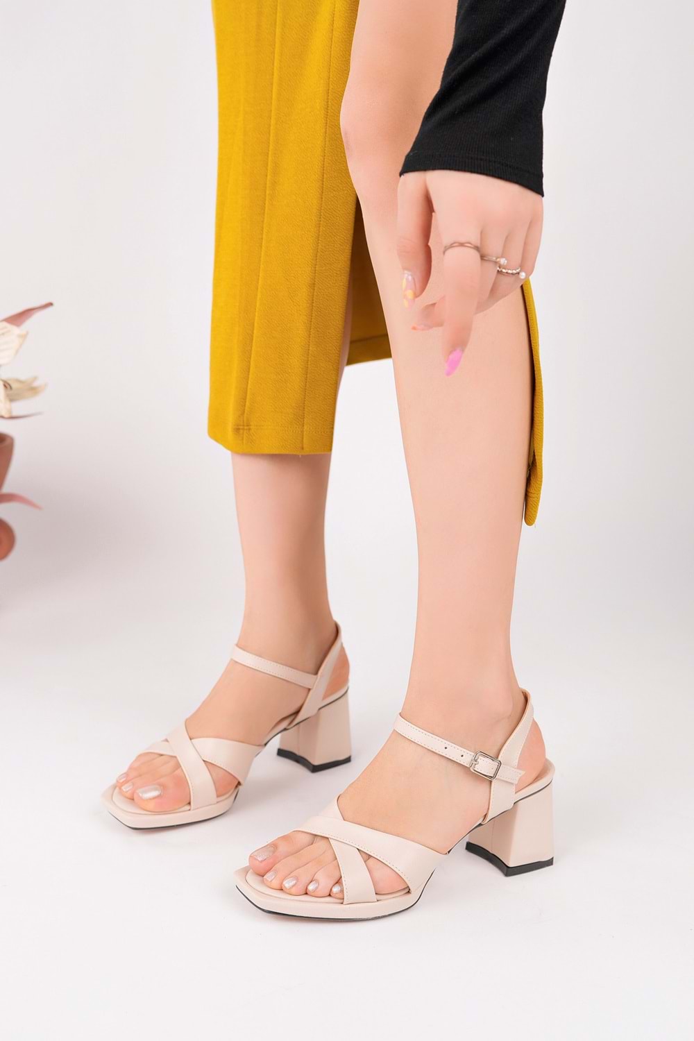 BulutMod BA04590 Ten Kadın Çapraz Kare Burun Platform 6 Cm Topuklu Ayakkabı - 40