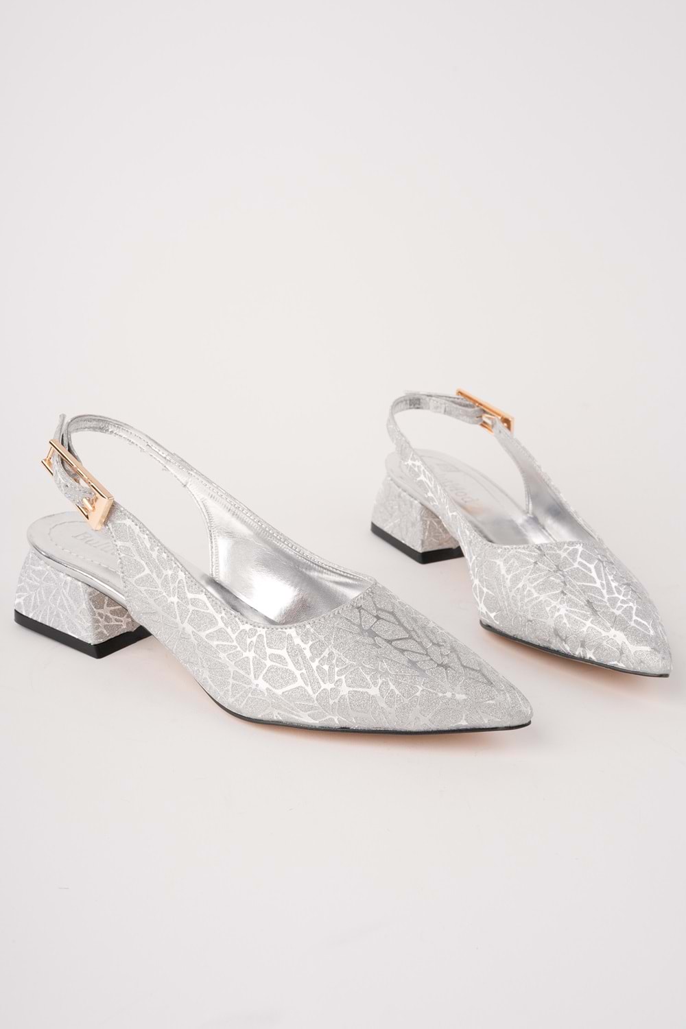 BulutMod BA04598 Gümüş S Kadın Altın Toka Günlük Abiye 3 Cm Kısa Topuklu Ayakkabı - 39