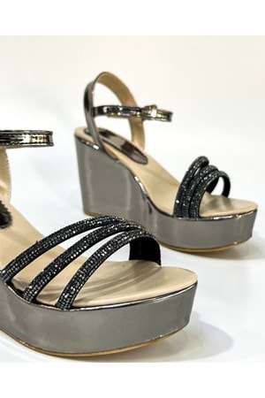 Bulutmod BA04099 Platin Kadın Üç Taşlı Abiye Günlük Dolgu Topuklu Ayakkabı - PLATIN - 39