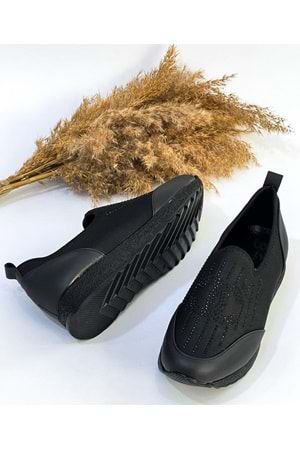 BulutMod BA04151 Siyah Kadın Bağcıksız Taşlı Büyük Numara Günlük Spor Ayakkabı