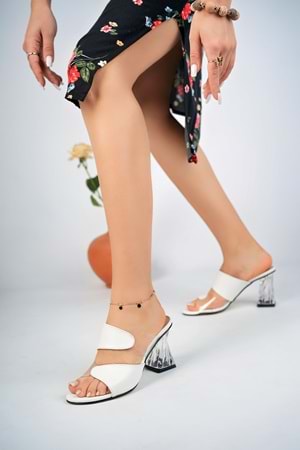 bulutmod BA04241 Beyaz Kadın Şeffaf Topuk Ve Deri Günlük Abiye Terlik - BEYAZ - 40