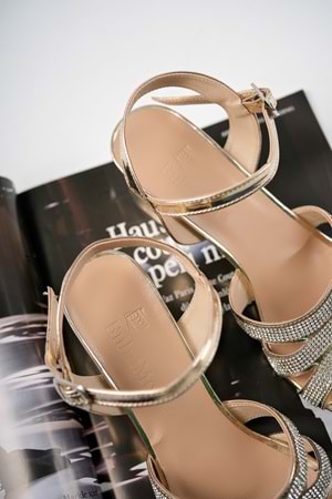 BulutMod Kadın Üç Bant Taşlı Abiye Klasik Topuklu Ayakkabı - ALTIN DORE - 37