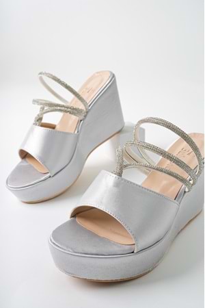 BulutMod BA04482 Gümüş Kadın saten Sargı Taşlı Günlük Abiye Dolgu Topuklu Terlik - Gümüş - 37