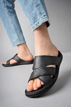 BulutMod Siyah BA04497 Erkek Hakiki Deri Günlük Dikişli Jel Masajlı Topuk Terlik - Siyah - 40