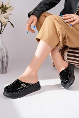 BulutMod BA04597 Siyah Leopar Cilt Kadın Önü Kapalı 4 Cm Sabo Terlik - 38