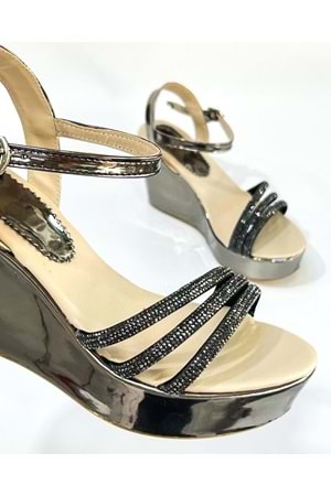 Bulutmod BA04099 Platin Kadın Üç Taşlı Abiye Günlük Dolgu Topuklu Ayakkabı - PLATIN - 39