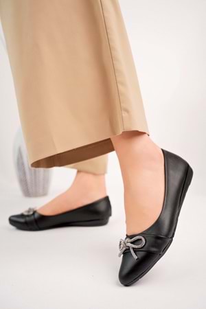 bulutmod Siyah BA04252 Kadın Orta Taşlı Günlük Büyük Numara Babet - Siyah Deri - 38