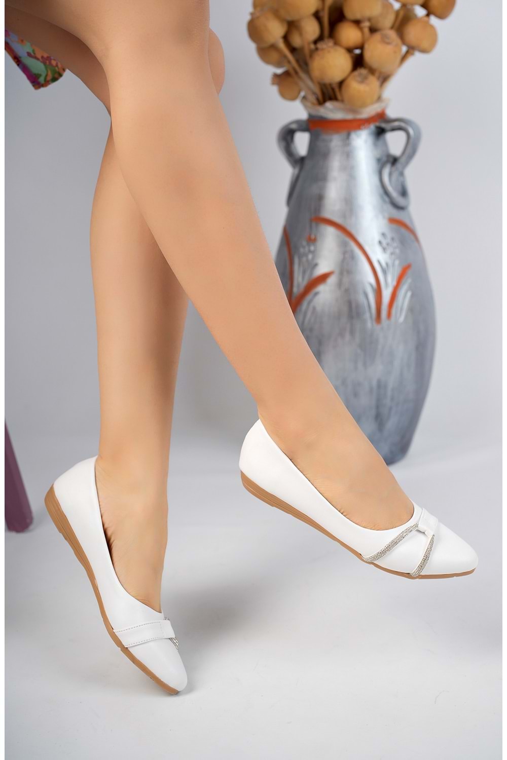 bulutmod BA04253 Beyaz Kadın Yan Taşlı Günlük Büyük Numara Babet Ayakkabı - Beyaz - 36