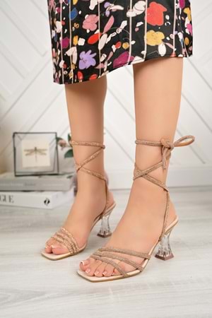 BulutMod BA04279 Ten Kadın Üç Taşlı Bilekten Dolamalı Abiye Şeffaf Topuklu Ayakkabı - Ten - 40