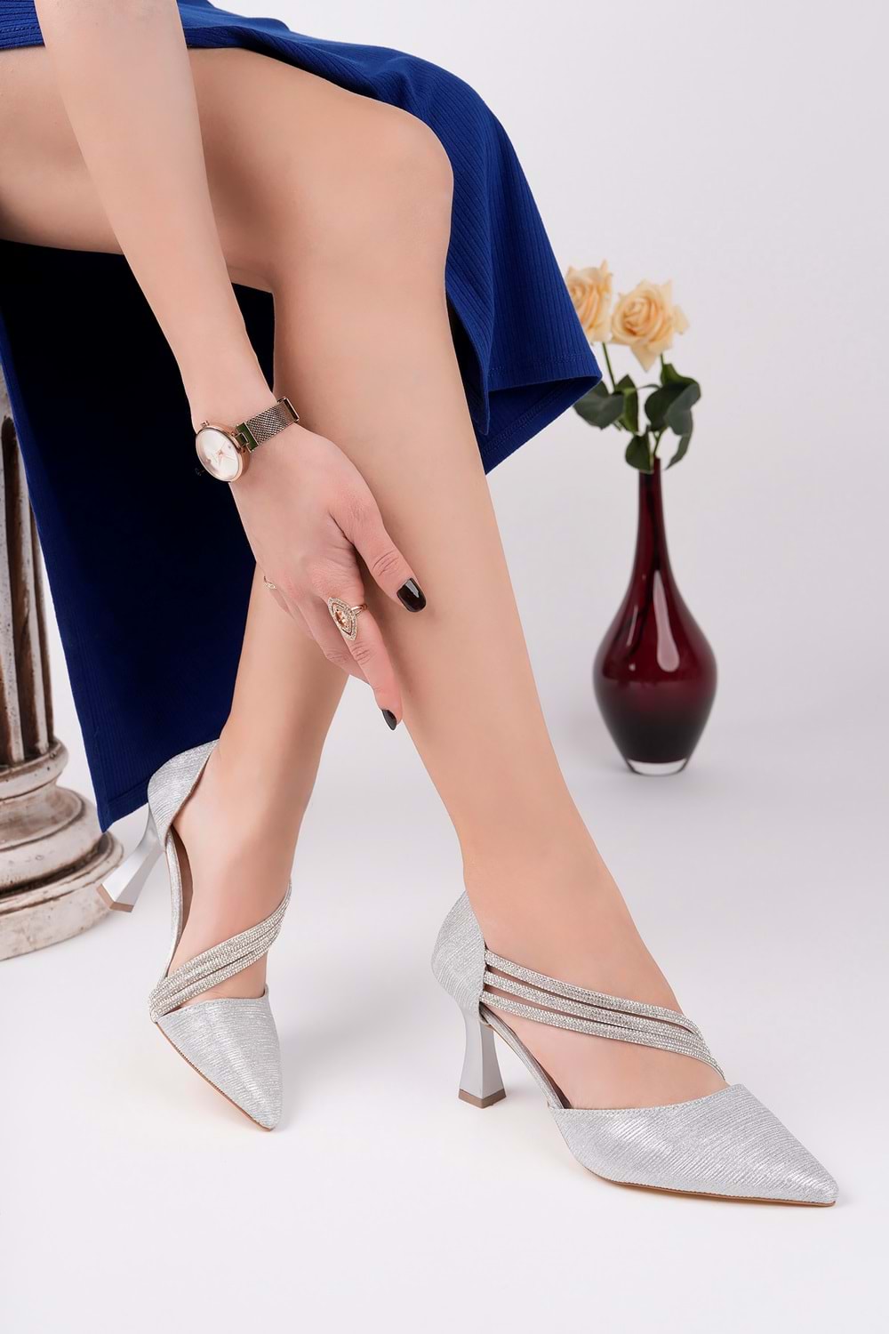 BulutMod BA04412 Gümüş Simli Kadın Üç Taşlı Yanı Açık 8 Cm Topuklu Ayakkabı - 37