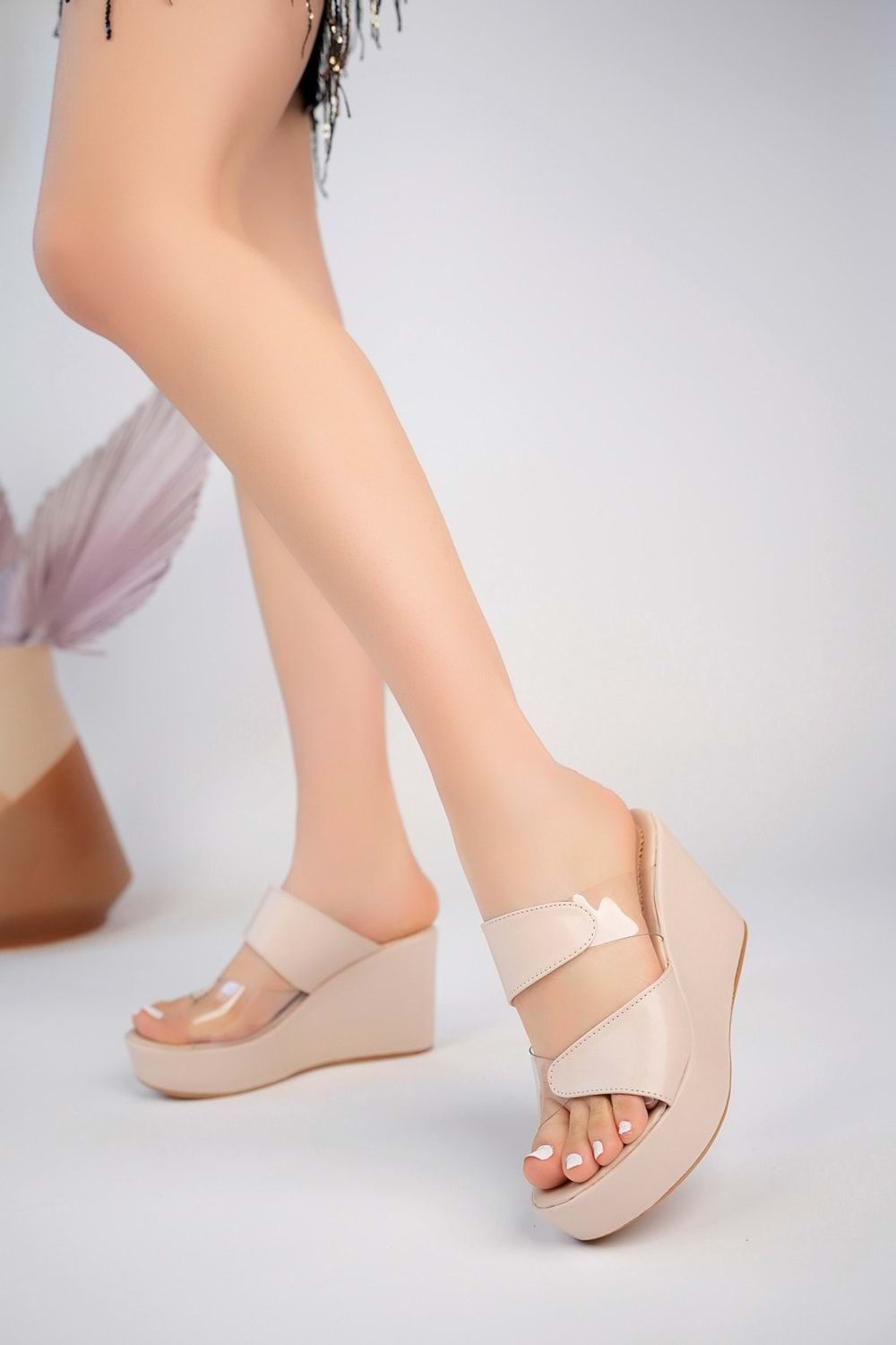 BulutMod BA04464 Ten Kadın Yan Şeffaf Günlük Abiyelik Dolgu 9cm Topuklu Terlik - Ten - 37