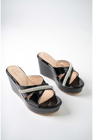 BulutMod BA04479 Siyah Rugan Kadın Yanı Taşlı Günlük Dolgu Topuklu Terlik