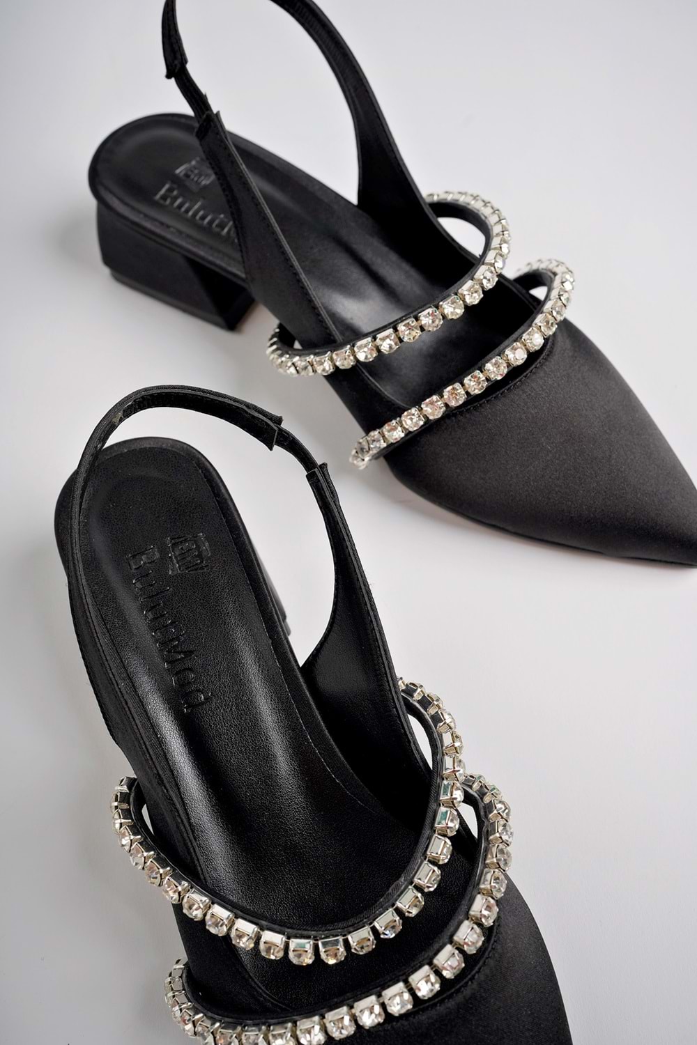 BulutMod BA04490 Siyah Kadın Çift Şerit Taş Abiye Kısa Klasik Topuklu Ayakkabı - Siyah - 38