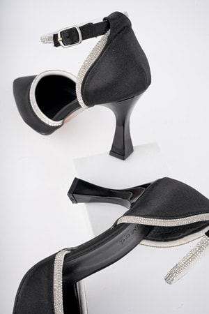 BulutMod BA04491 Saten Siyah Kadın Ense Bilek Taşlı Önü Kapalı Abiye Topuklu Ayakkabı - Siyah - 39