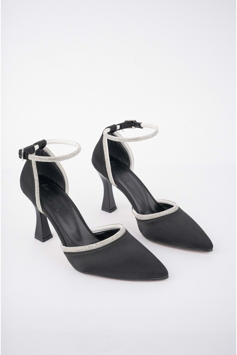 BulutMod BA04491 Saten Siyah Kadın Ense Bilek Taşlı Önü Kapalı Abiye Topuklu Ayakkabı - Siyah - 39