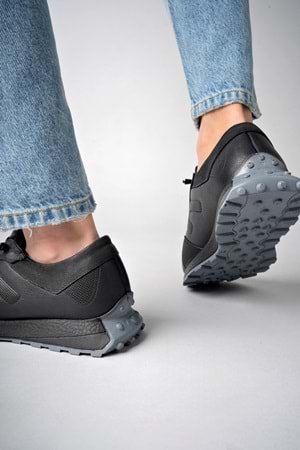 BulutMod Siyah BA04499 Erkek Hakiki Deri Lastik Bağcıklı Jel Topuk Spor Ayakkabı - Siyah - 44