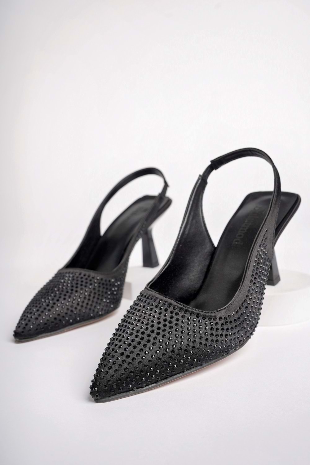 BulutMod BA04534 Siyah Kadın Taşlı Abiye Lastikli Klasik 7cm Topuklu Ayakkabı - Siyah - 37