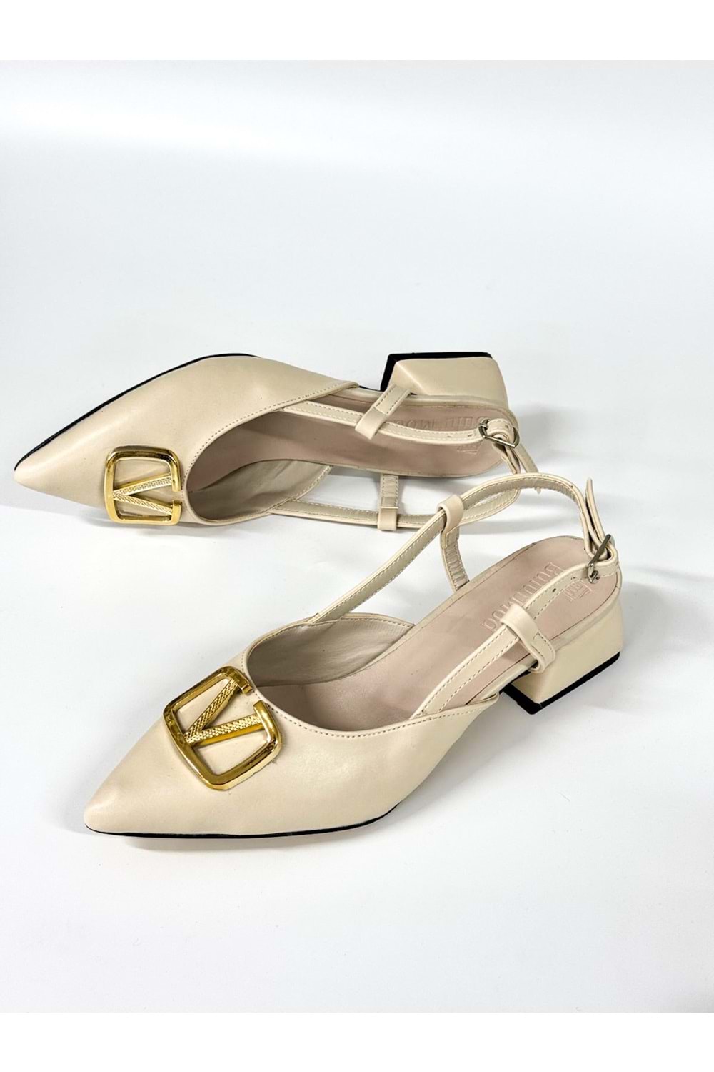 BulutMod BA04578 Ten Kadın V Toka Yanı Açık Klasik 3Cm Topuklu Ayakkabı - 42