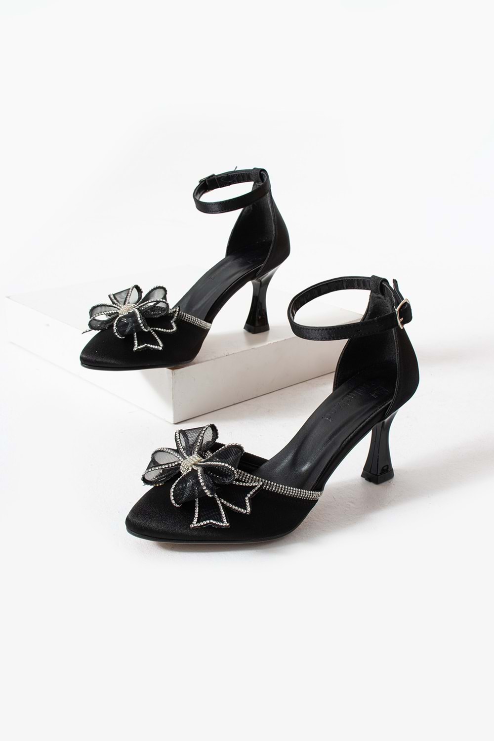 BulutMod BA04592 Siyah Kadın Taşlı Fiyonklu 8 Cm Topuklu Ayakkabı - 39