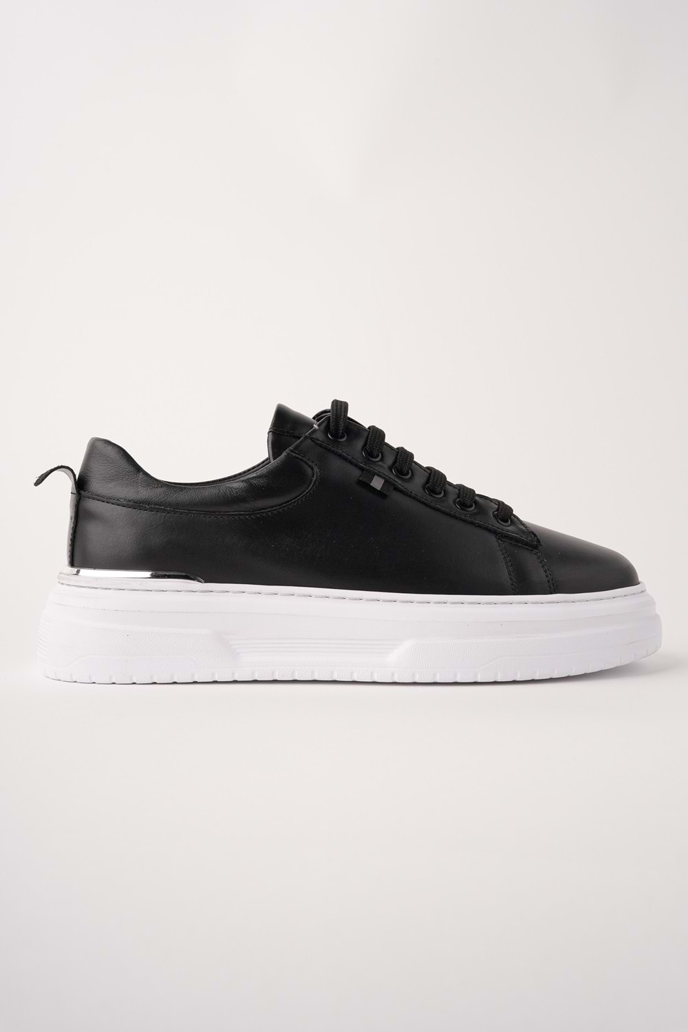 BulutMod BA04601 Siyah Erkek Hakiki Deri Arka Metal Günlük Yüksek Taban Sneaker Ayakkabı - 40